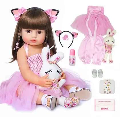 Imagem de Boneca Bebê Reborn Brastoy Gatinha Realista 48cm Silicone Conjunto de Roupa Chupeta Mamadeira e Pelúcia