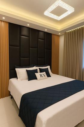 Imagem de Cabeceira Dominó 2,30X1,60 Em Módulos Estofados Várias Cores