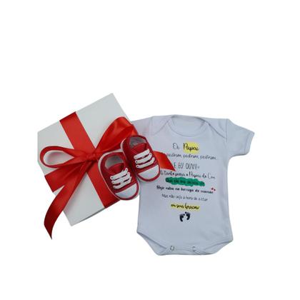 Imagem de Caixinha Revelação de Gravidez Surpresa com Body Manga Curta e Sapatinho Anúncio para Grávida