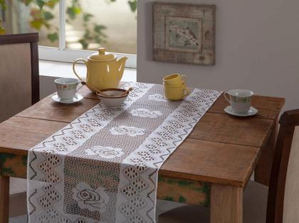 Imagem de Caminho De Mesa De Renda Branca Desenhada De Rosas 1,50M