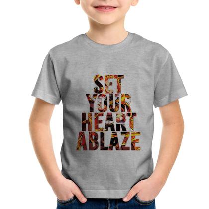 Imagem de Camiseta Infantil Set your heart ablaze - Foca na Moda