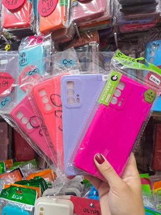 Imagem de Capa lisa para moto Edge 20 pro