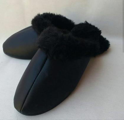 Imagem de Chinelos de pelo lã pantufa forrada com lã calçado fechado  frio confortavel
