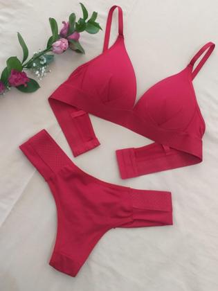 Imagem de Conjunto Calcinha e Sutiã com Bojo Soft Sem Aro de Microfibra Não Amassa Tanga Fio Duplo Confortável