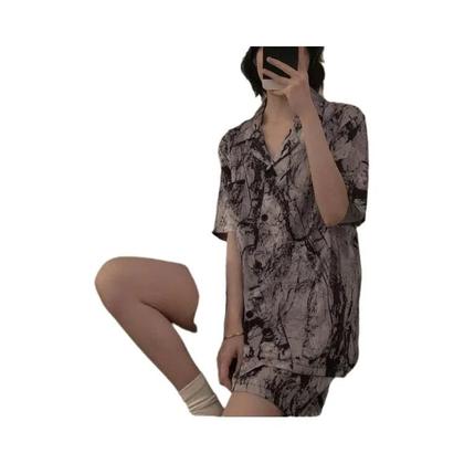 Imagem de Conjunto de Pijama Feminino Verão - Shorts e Top com Estampa de Cerejas