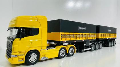 Imagem de Conjunto Scania Bitrem Graneleiro 3x3 Escala 1:32