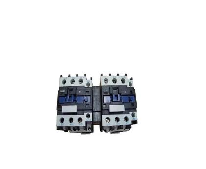 Imagem de Contator intertravado tripolar 1nf - cjx2-3201n - 32a ( com 2 contatores) 220v