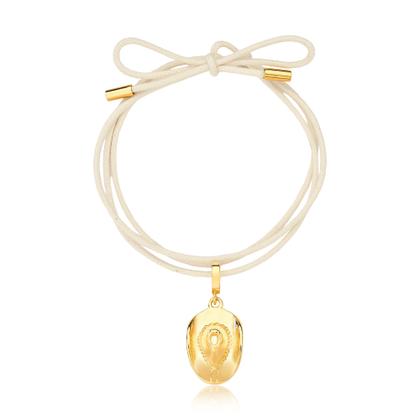 Imagem de Cordão de Algodão com Pingente Chapéu Revestido em Ouro