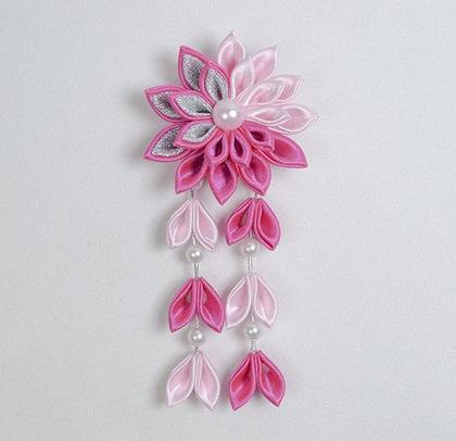 Imagem de Enfeite De Cabelo Japones - Kanzashi. Modelo Marghy