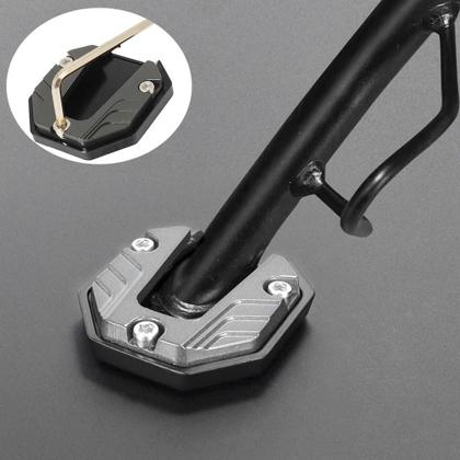 Imagem de Extensor De Apoio Para Moto Universal, Base Ampliada Antiderrapante Para Suporte Lateral