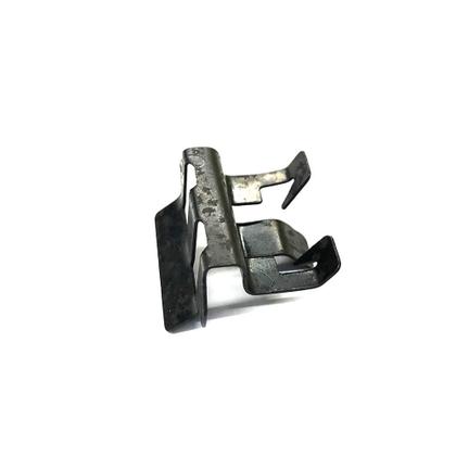 Imagem de Grampo tela grade inferior sc p/g/r-s5 lata imp **scania sc