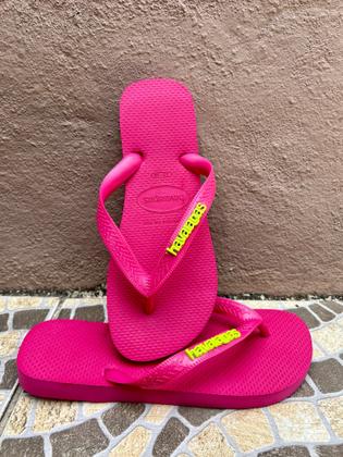 Imagem de Havaianas top rosa + pingente placa lima