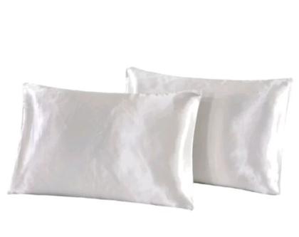 Imagem de Kit 02 Fronhas De Cetim (01 Par) Anti Frizz Macio 50cm x 70cm Com Zíper