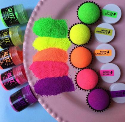 Imagem de Kit 5 Pós Glitz Cores Neon Brilha Na Luz Negra Para Decorar Fab! Para Decoração, Doces, Bolos