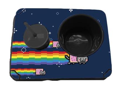 Imagem de Kit Almofada C/ Porta Pipoca Balde + 1 Copo Criativos Viagens LGBT