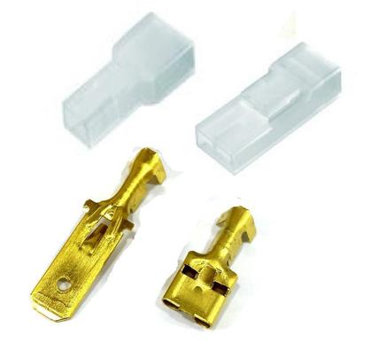 Imagem de Kit Capas e Terminal Fêmea 6,3mm e Terminal Macho 6,3 mm TERMINAIS CONECTORES ELÉTRICOS FIO CABO 4mm PLUG COM TRAVA