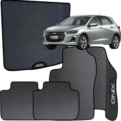 Imagem de Kit Jogo Tapete Onix 2020 a 2024 4 Peças + Tapete Porta Malas Emborrachado Automotivo Personalizado
