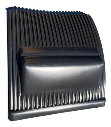 Imagem de Meio Paralama Plastico Tração Volvo Nl/edc Dianteito Preto