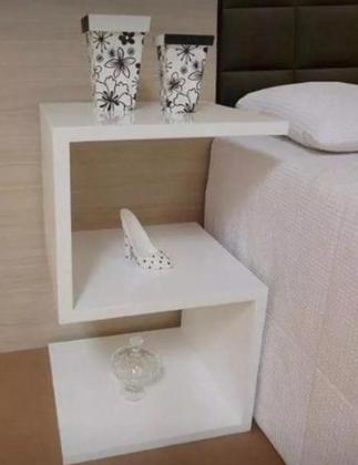 Imagem de Mesa de Cabeceira Em S Branco Tx 60X25X25