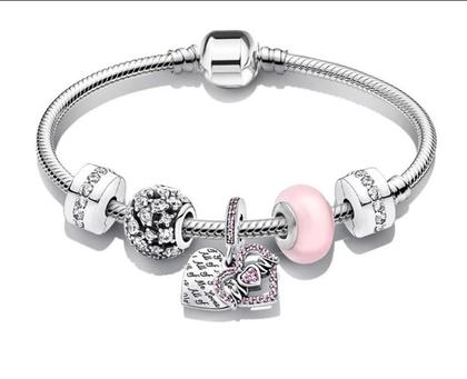 Imagem de Pulseira com Berloque Estilo Pandora com Coração Rosa