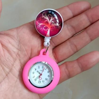 Imagem de Relógio Lapela Enfermagem Árvore Da Vida Quartzo Cordão Ioiô