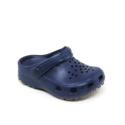 Imagem de Sandália Babuche Liso Soft Mania com Tira Detalhe Perfuros e Sola Atiderrapante