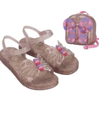 Imagem de Sandália Infantil Grendene Barbie Fly com Mochila 23268