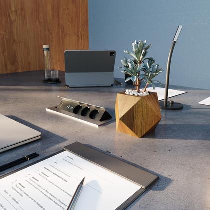 Imagem de Vaso Cachepot de Madeira de Demolição Rústica para Decoração